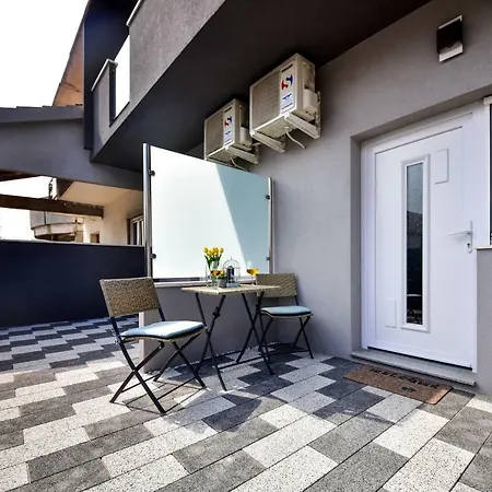 Ab Apartman *