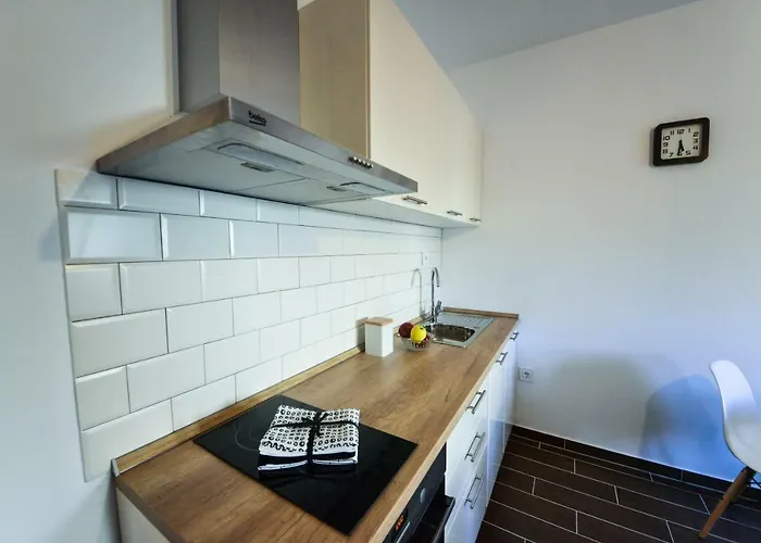 Apartment Ab *